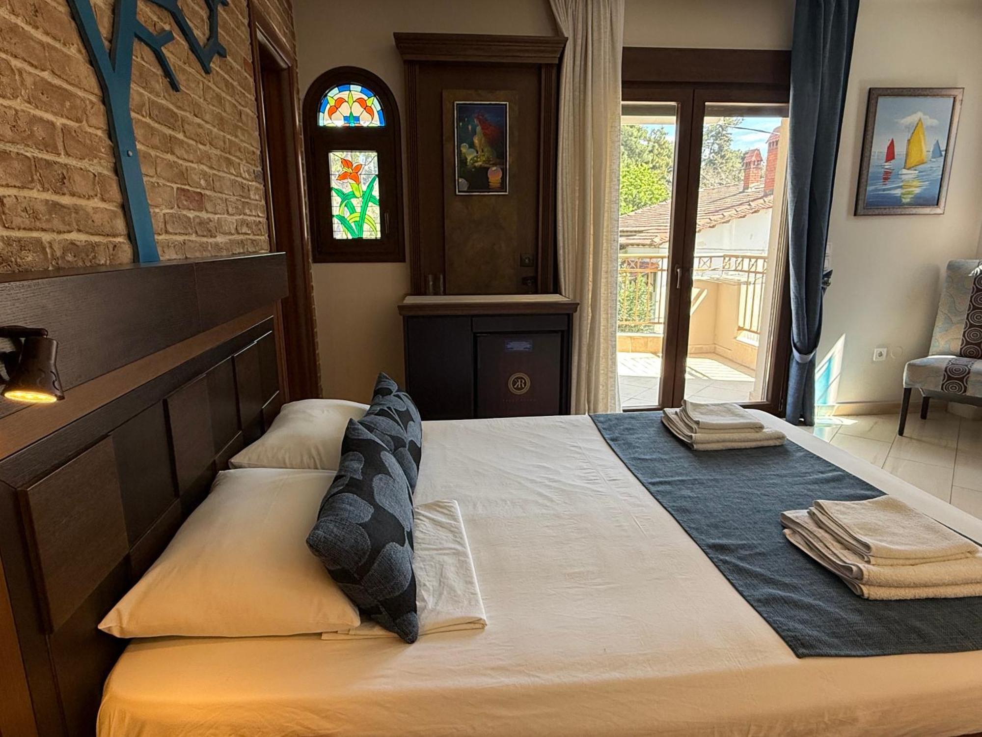 Kappa Rooms Boutique Hotel Nea Kallikrateia Экстерьер фото